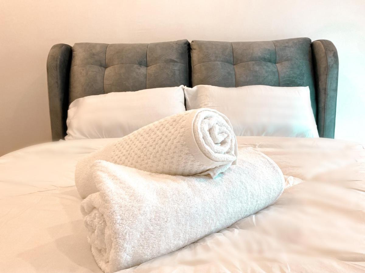 Skyline Garden 2 Bedrooms Homestay Near Klcc Kuala Lumpur Exterior photo
